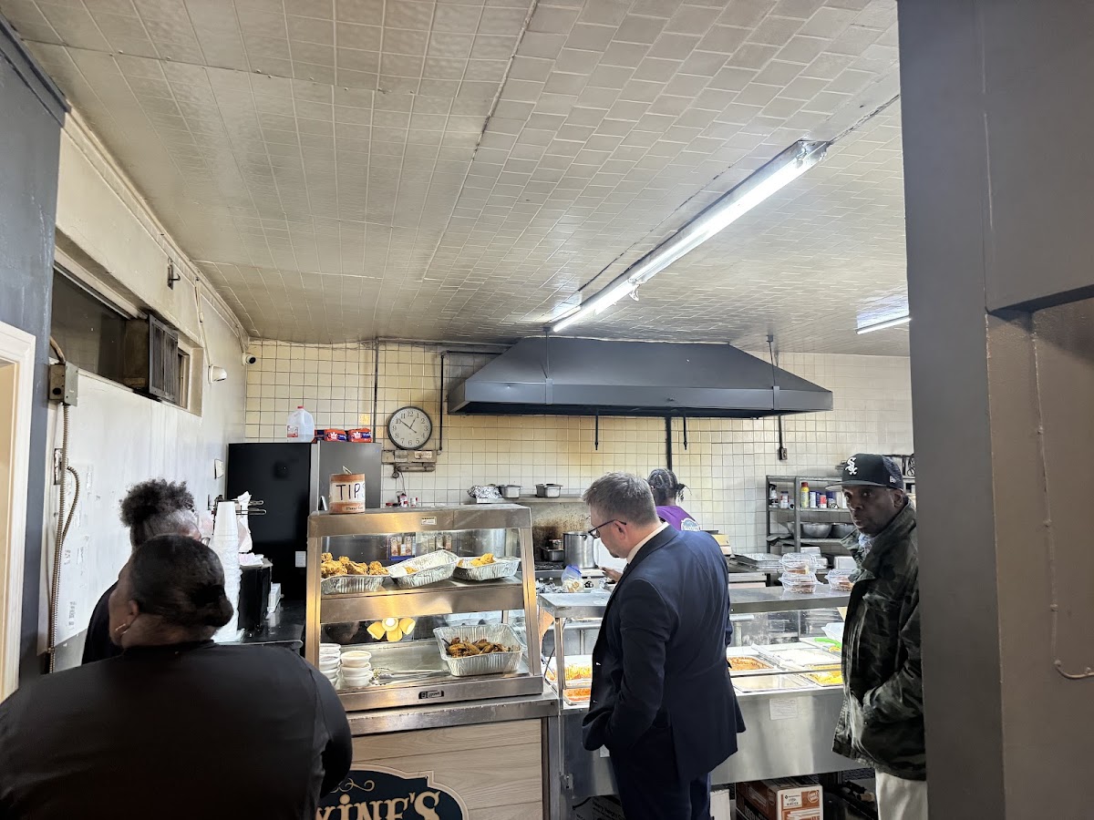 Maxine's Old Country Kitchen